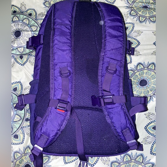 Supreme Backpack Purple FW18 Used - Picture 4 of 10
